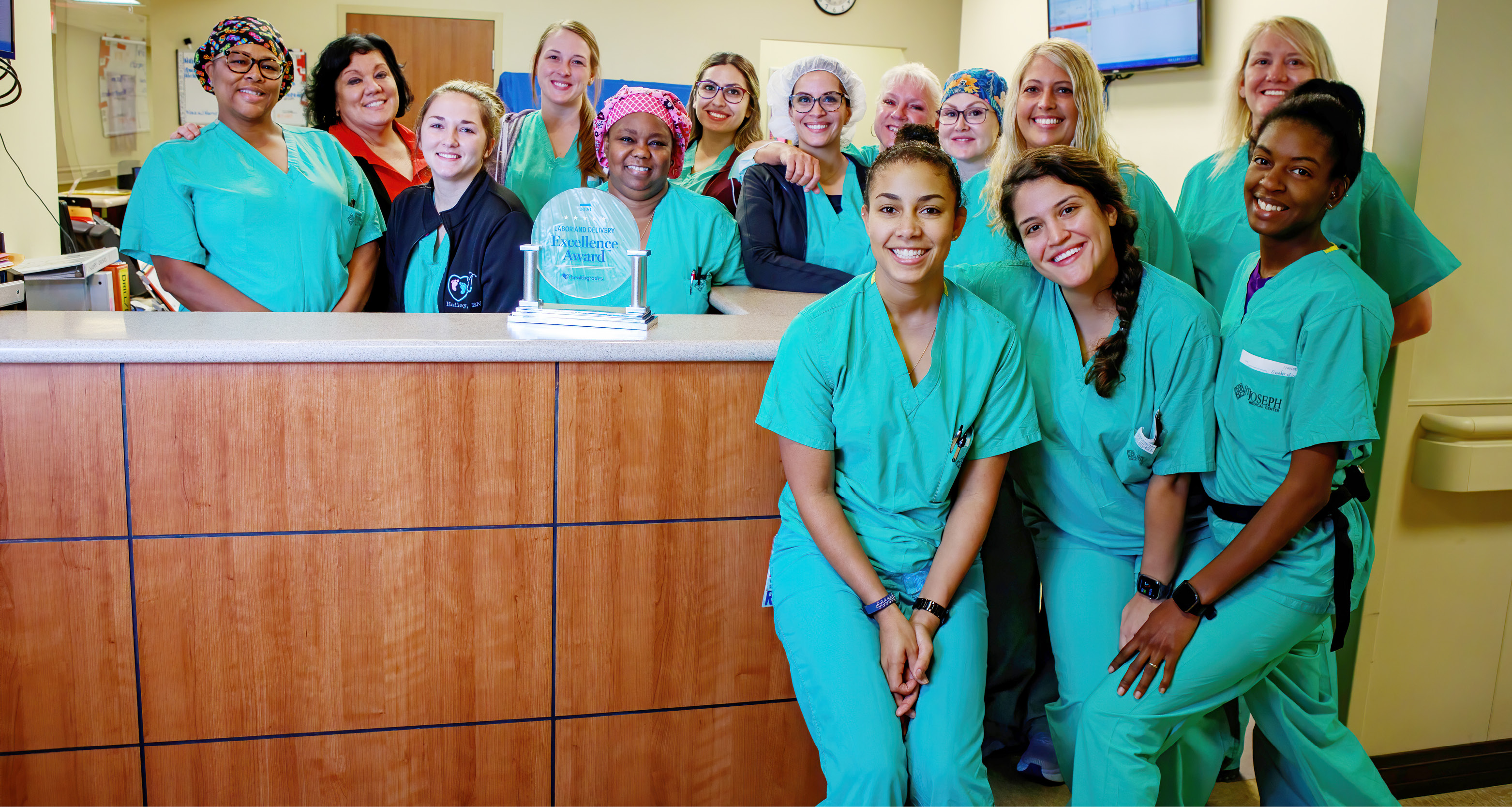 The St. Joseph Medical Center award-winning Women’s Services team.